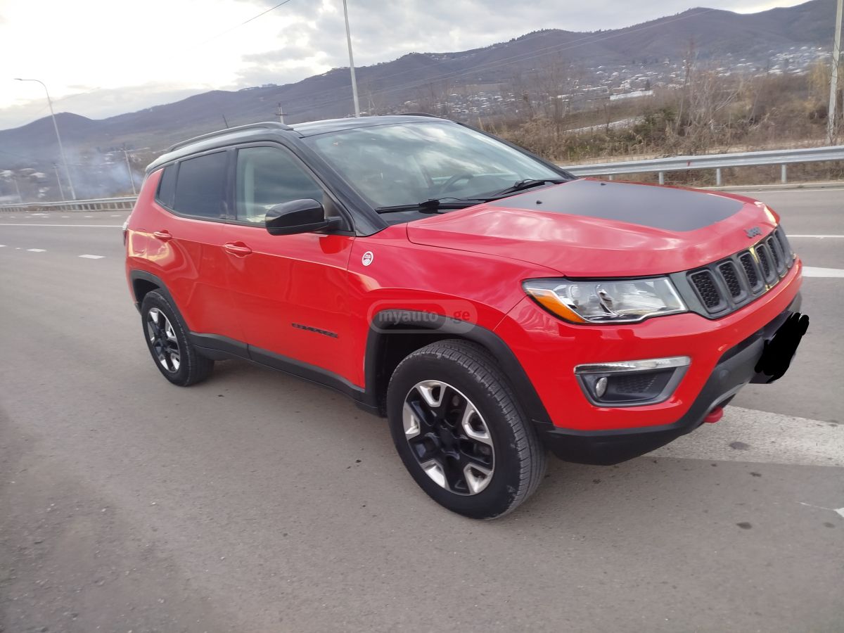 Jeep Compass - фото 3