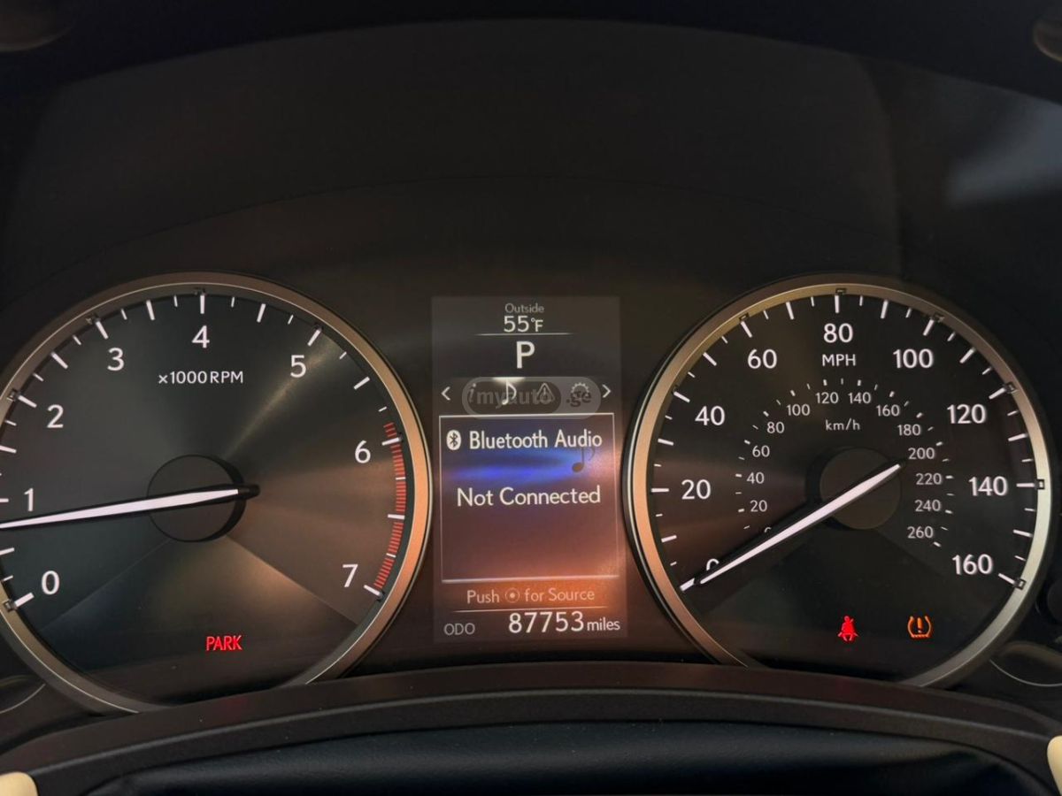 Lexus NX 200 - фото 6