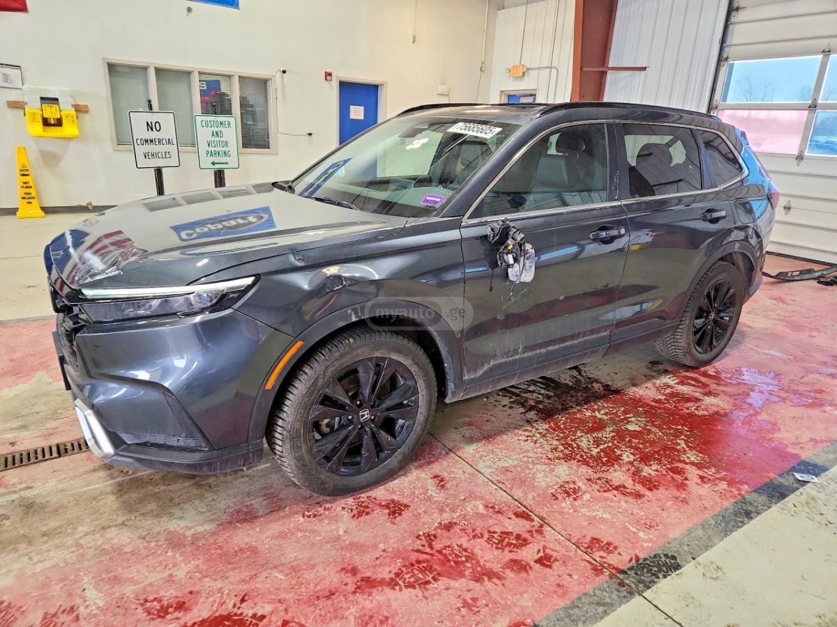 Honda CR-V - фото 1