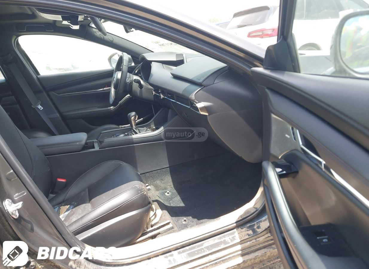 Mazda Mazda 3 - фото 5