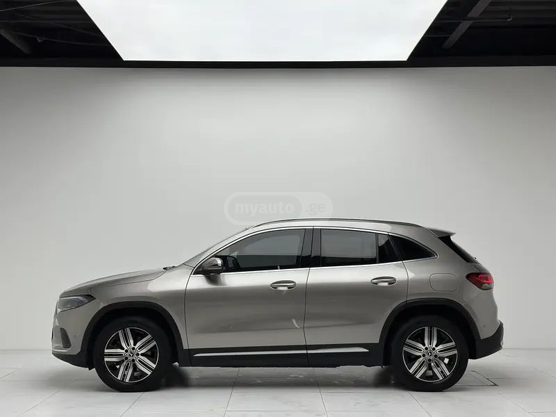 Mercedes-Benz EQA 300 2022 — миниатюра 4