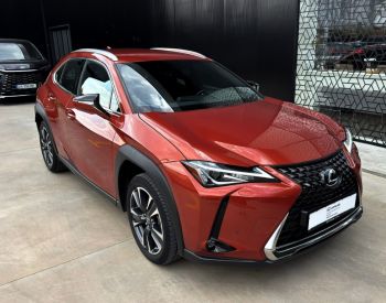 Lexus UX