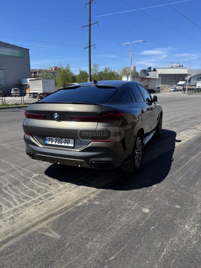 BMW X6 - фото 4