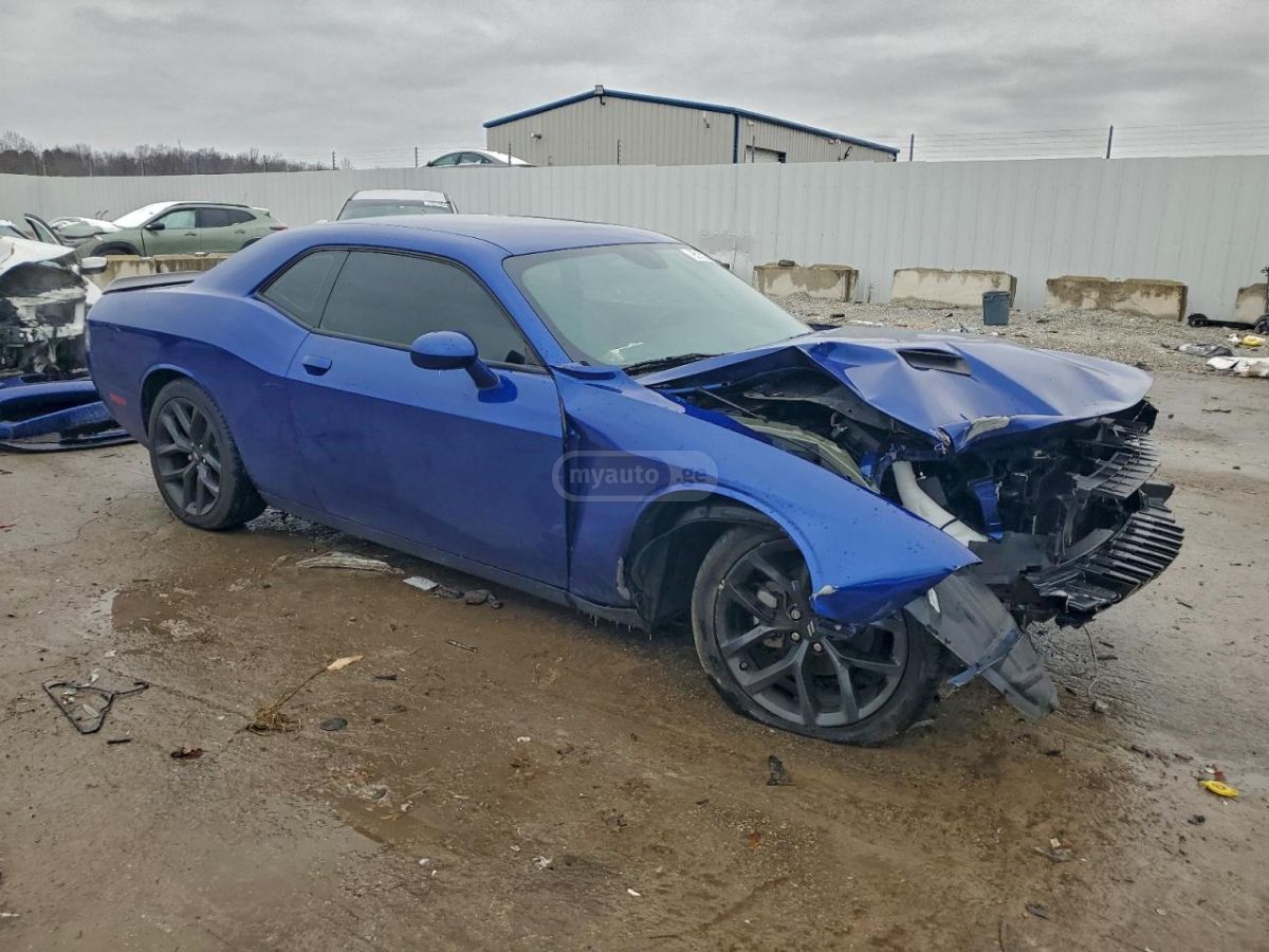 Dodge Challenger 2022 — миниатюра 4
