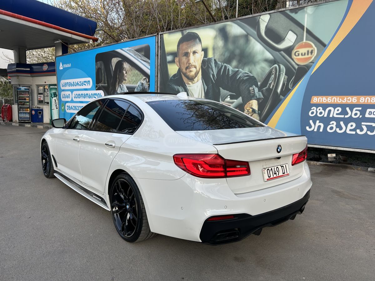 BMW M550 - фото 4