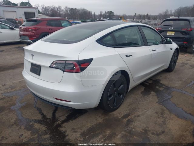 Tesla Model 3 - фото 4