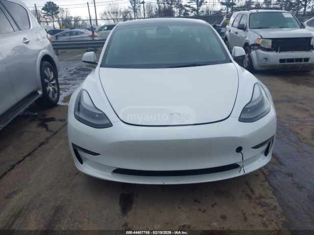 Tesla Model 3 - фото 6
