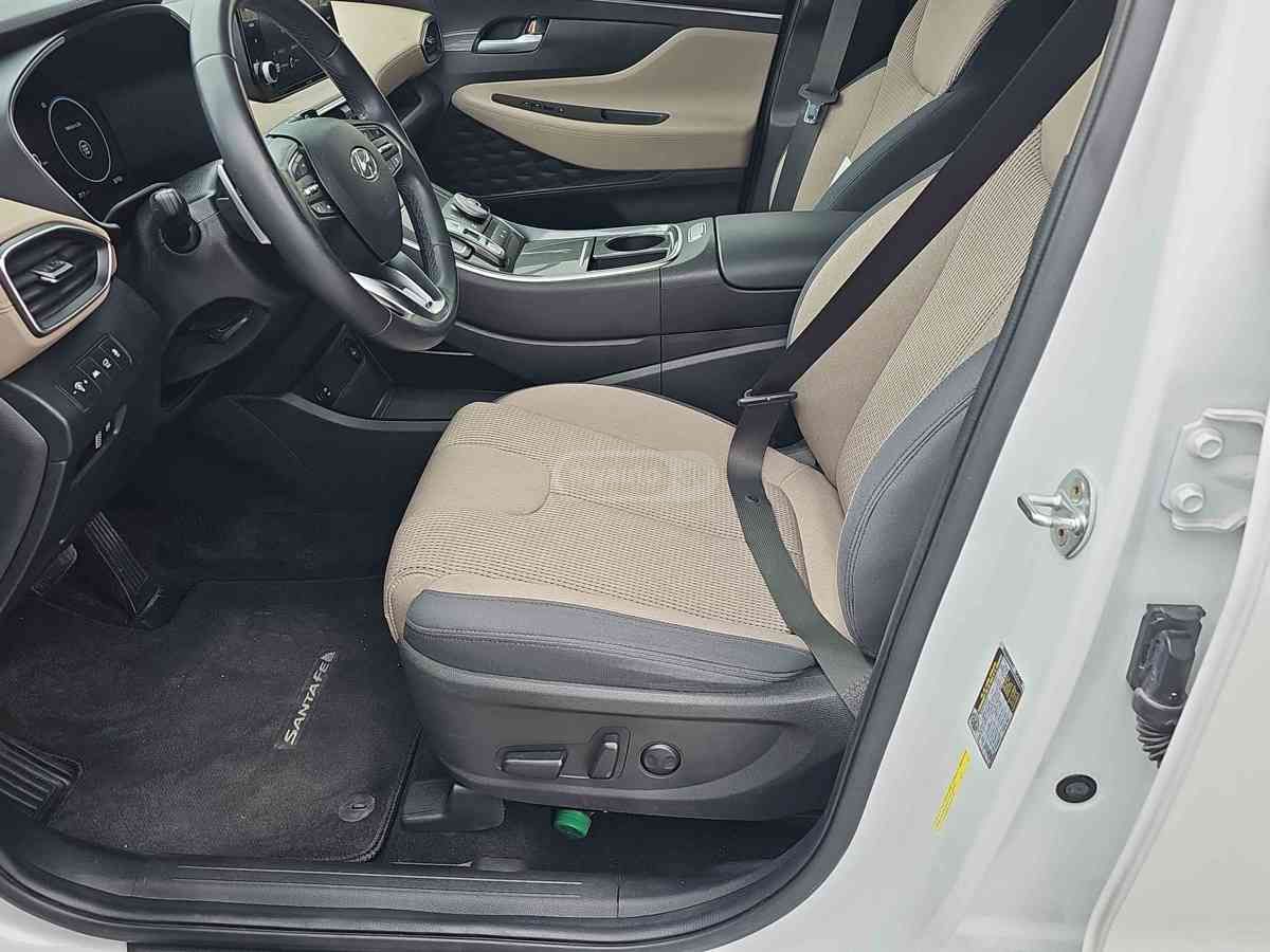 Hyundai Hyundai SantaFE — миниатюра 10