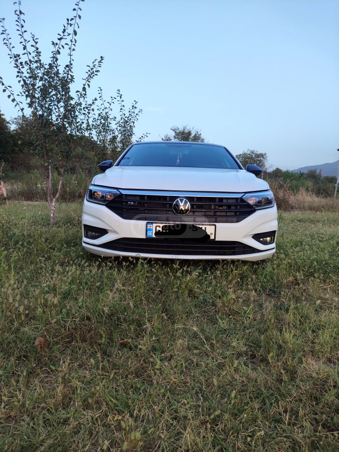 Volkswagen Jetta - фото 13