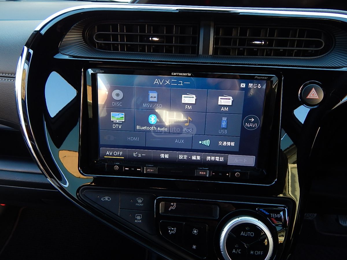 Toyota Aqua - фото 14