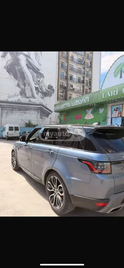 نمای دیگر Land Rover 2020
