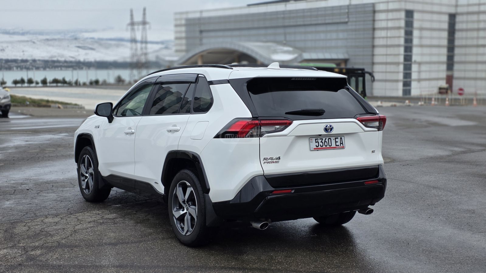 Toyota RAV 4 - фото 2