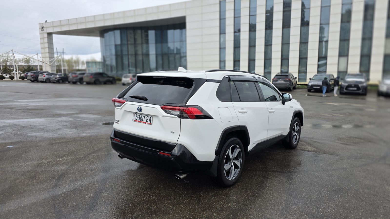 Toyota RAV 4 - фото 4