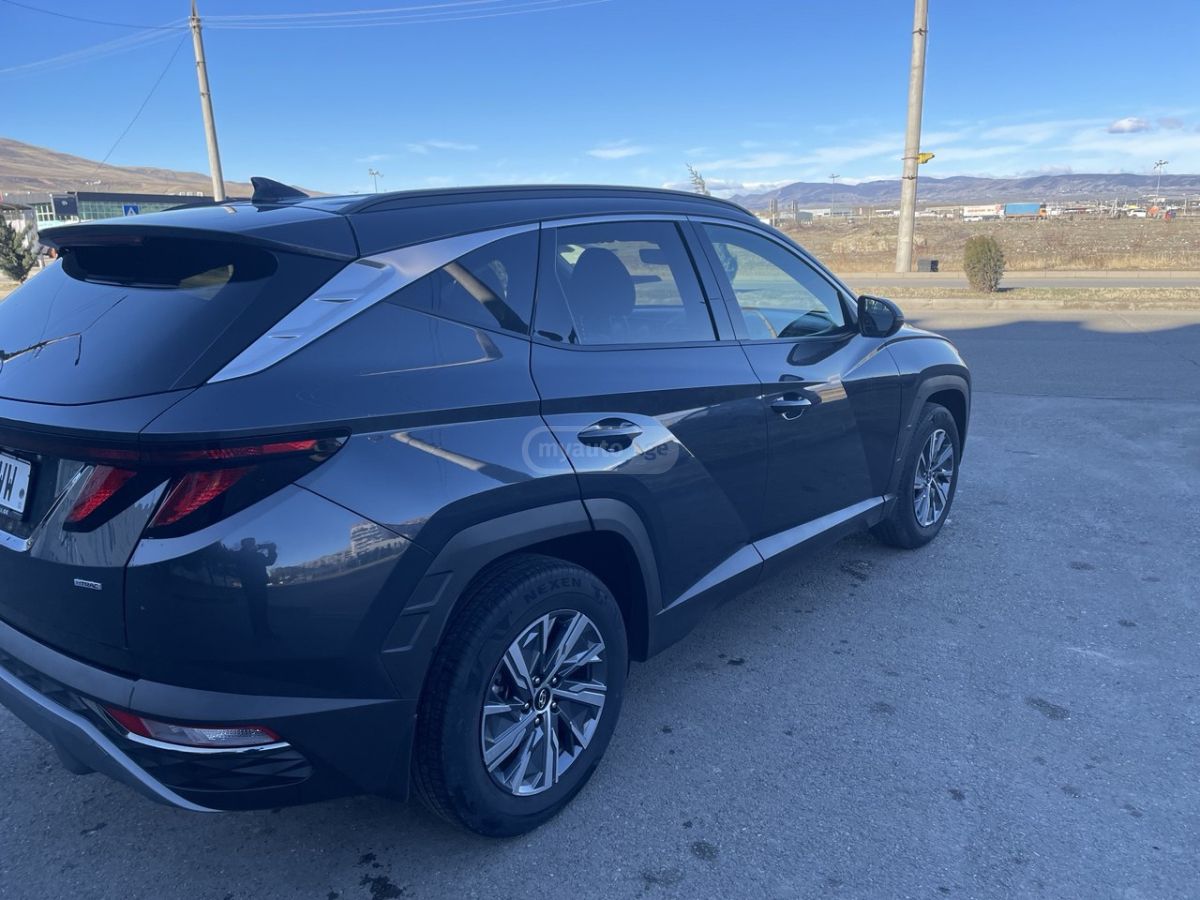 Hyundai  — миниатюра 6