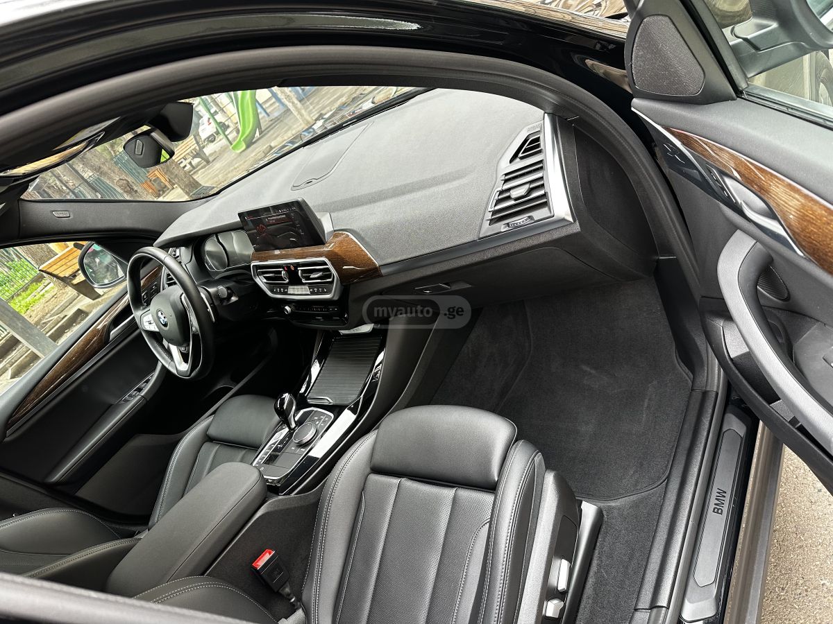 BMW X3 - фото 10