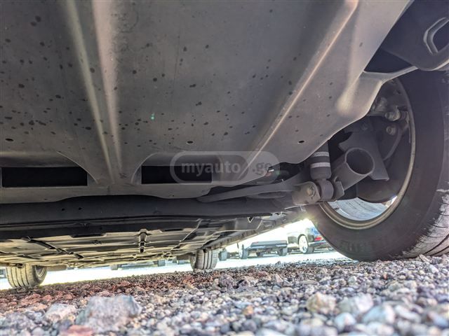 Nissan Leaf - фото 15