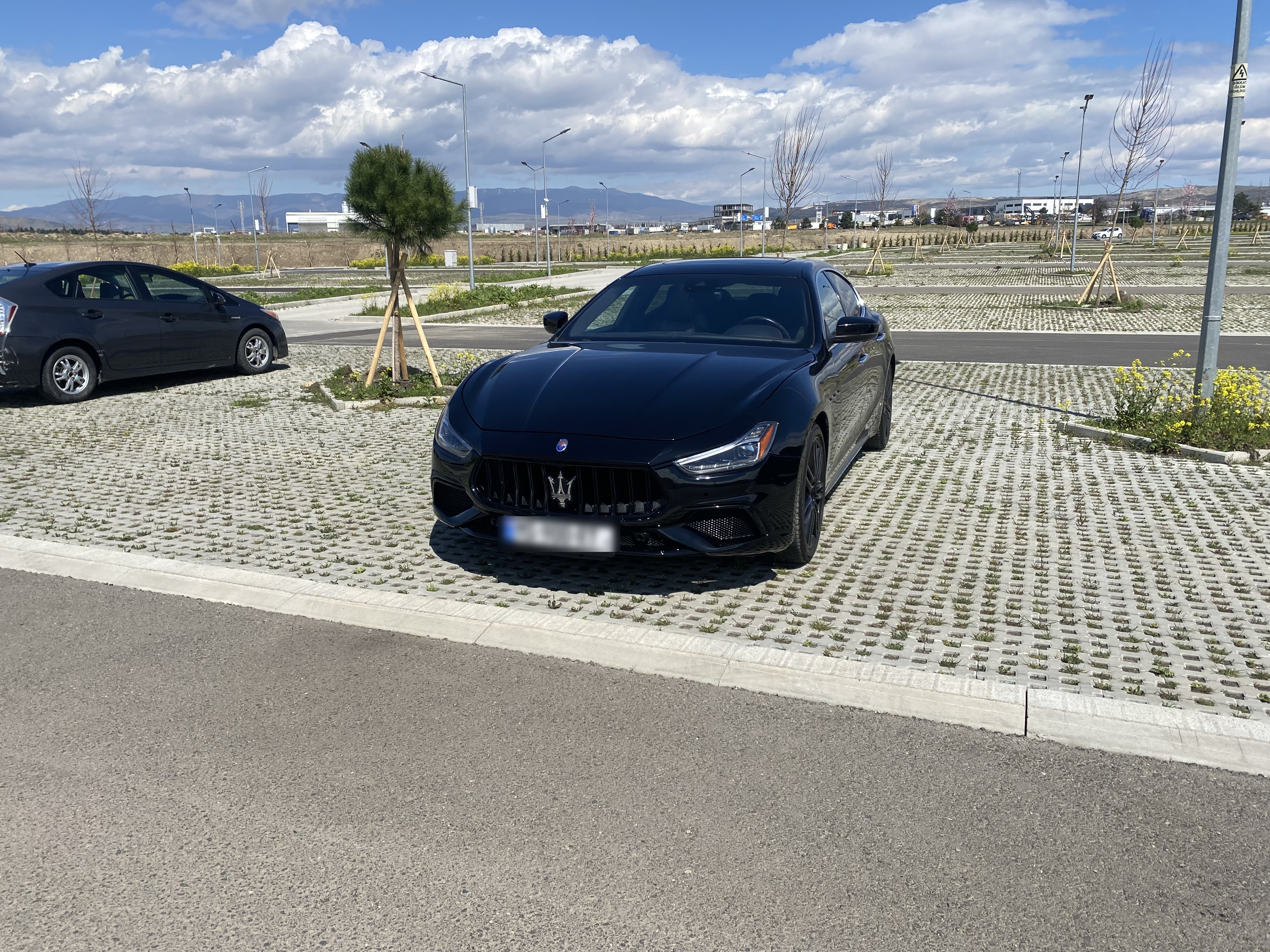 Maserati Grandsport 2020 — миниатюра 3