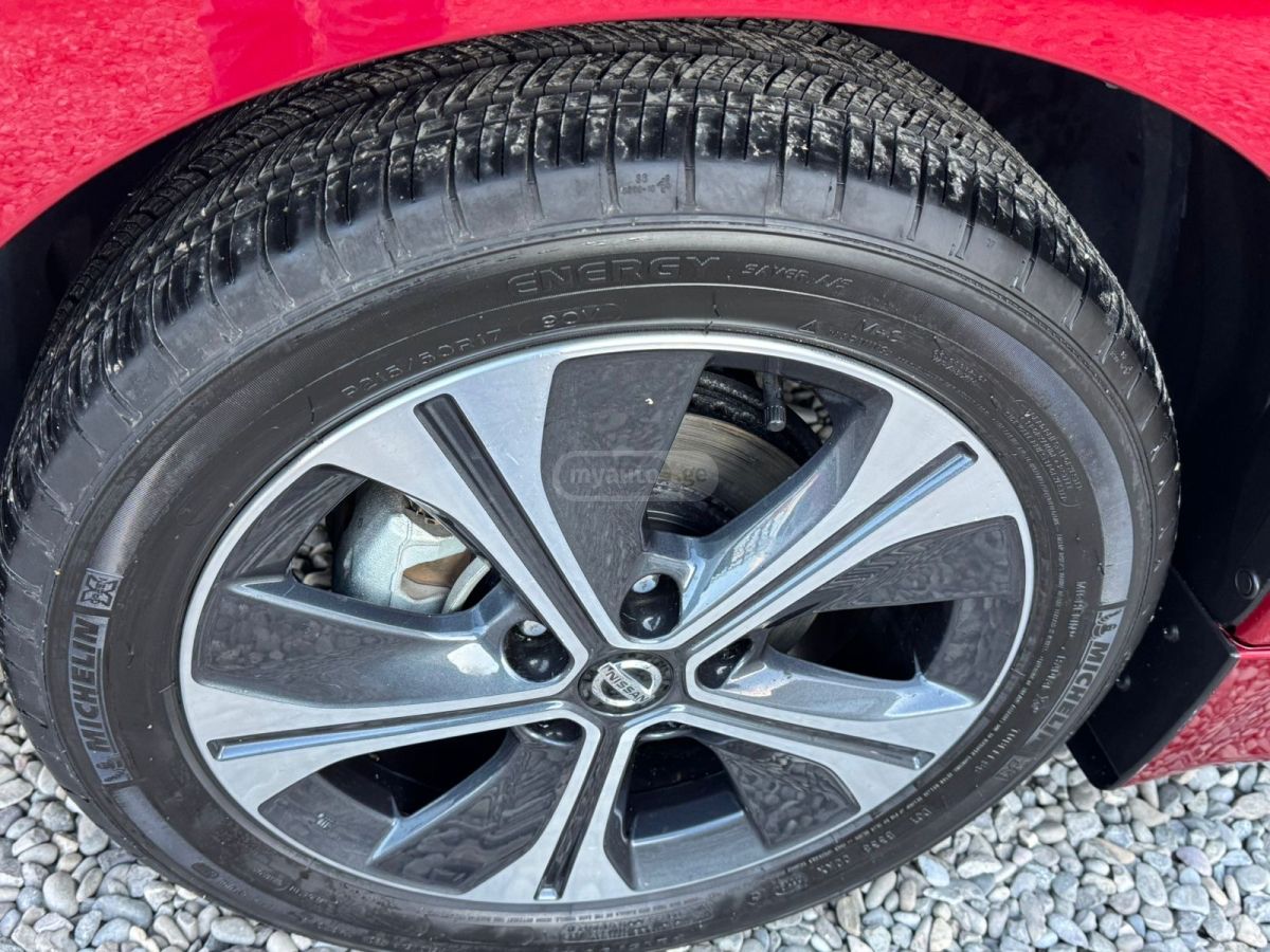 Nissan Leaf - фото 12