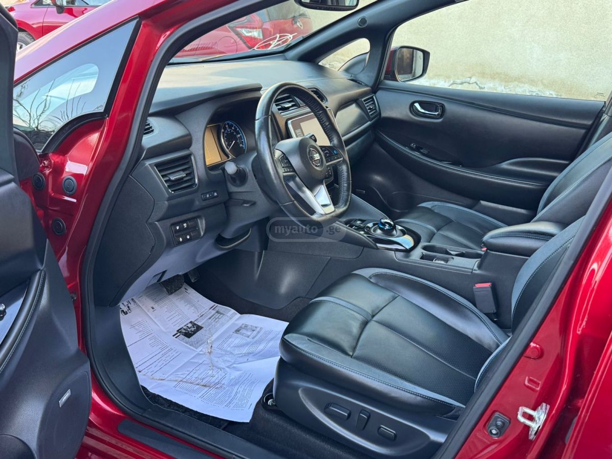 Nissan Leaf - фото 6