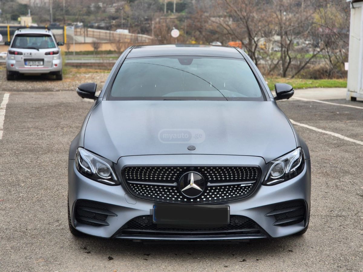 Mercedes-Benz E53 AMG - фото 4