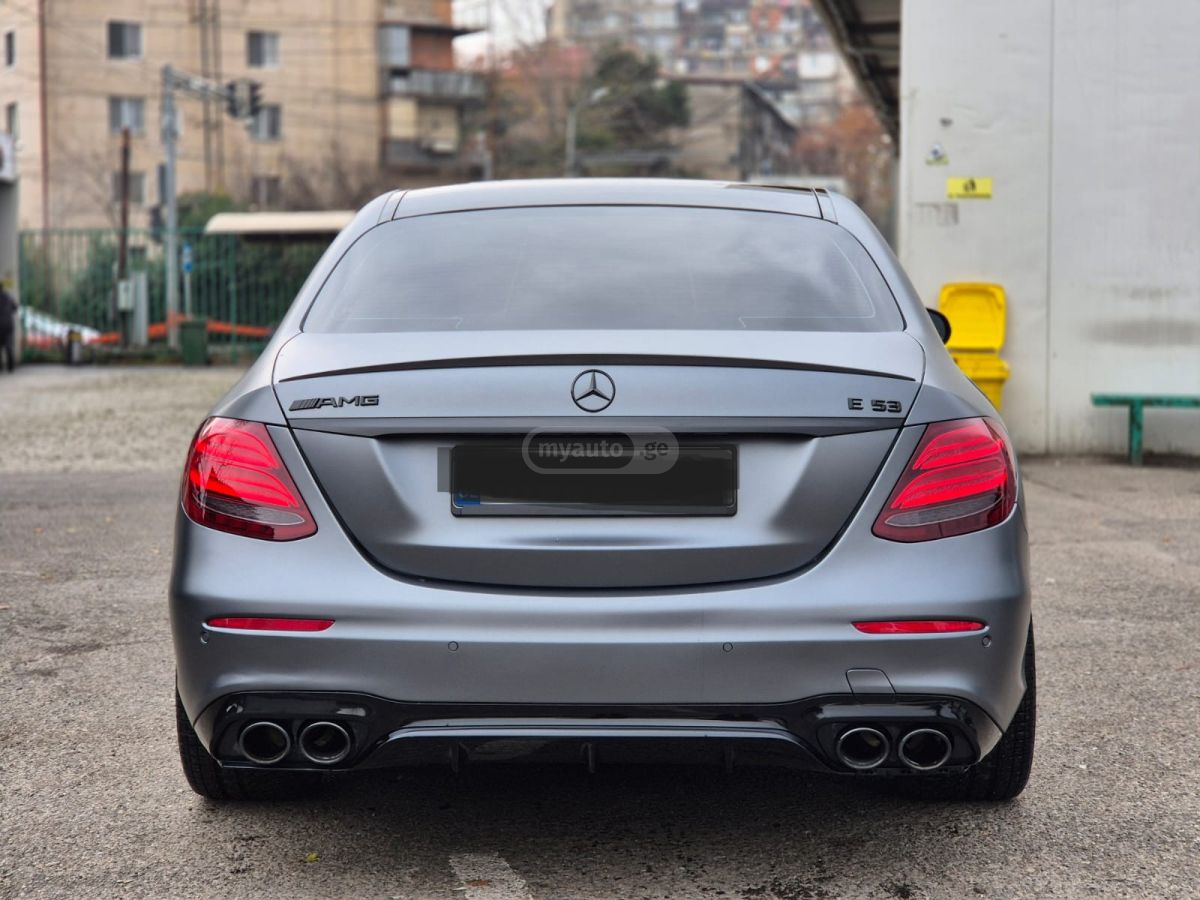 Mercedes-Benz E53 AMG - фото 5