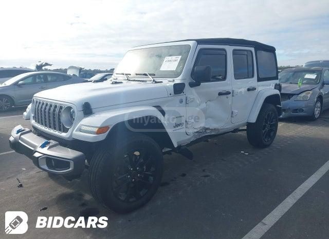 Jeep Sahara 4Xe — миниатюра 2