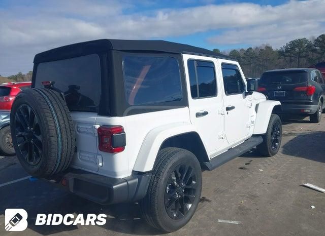 Jeep Sahara 4Xe — миниатюра 4