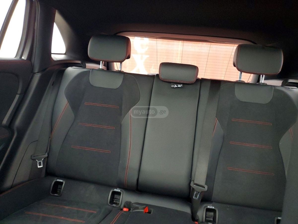 Mercedes-Benz GLA 250 - фото 10