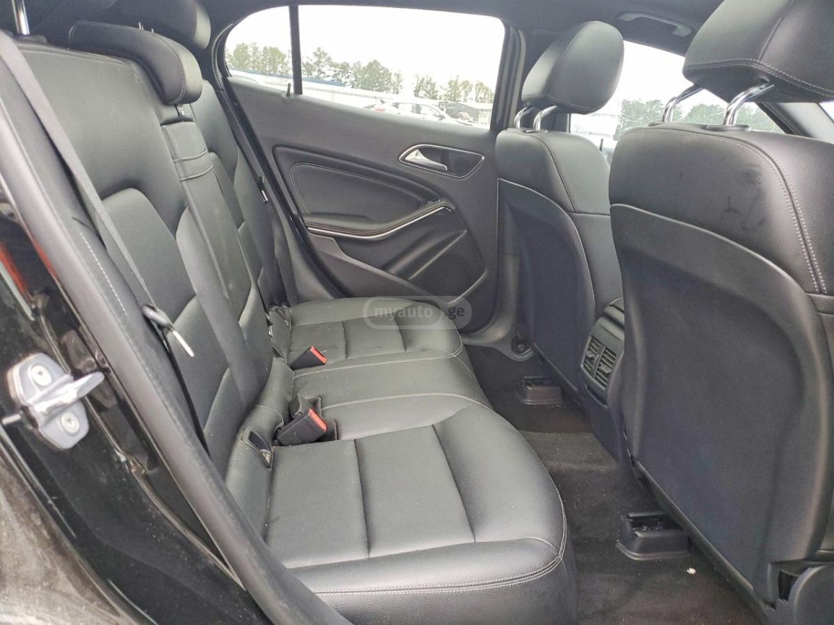Mercedes-Benz GLA 250 - фото 10