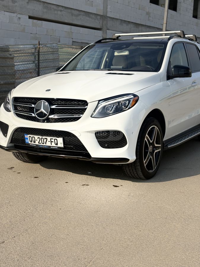 Mercedes-Benz GLE 350 - фото 1