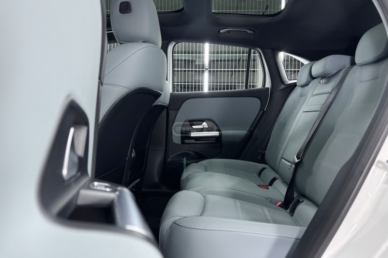 Mercedes-Benz EQA 250 - фото 6