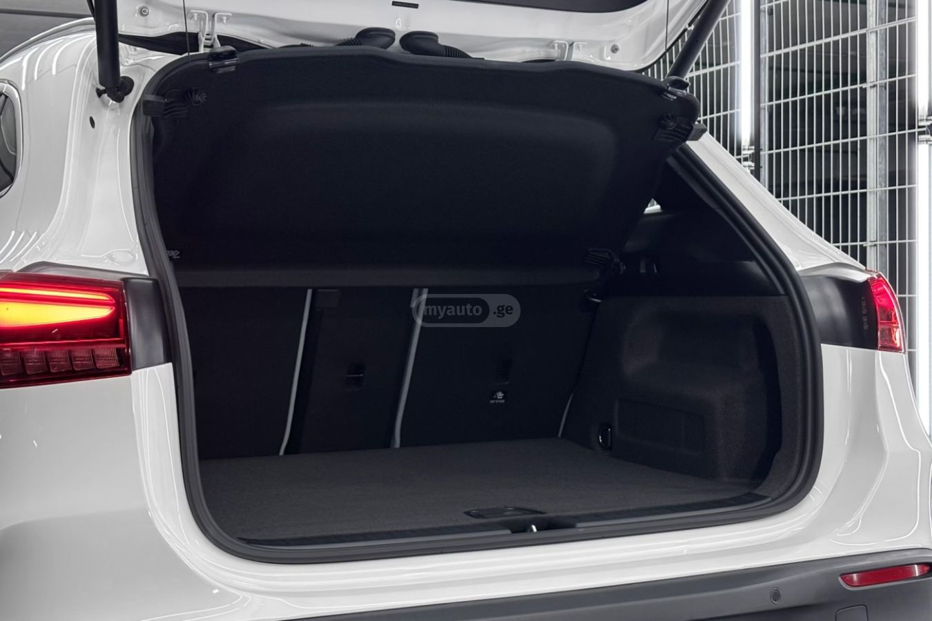 Mercedes-Benz EQA 250 - фото 7