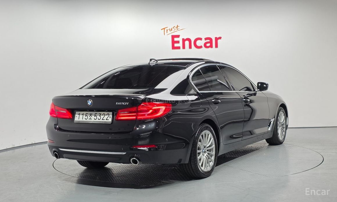 BMW 520 2020 — миниатюра 2