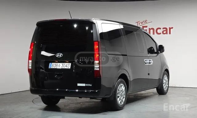 Hyundai Staria 5- 2025 — миниатюра 2