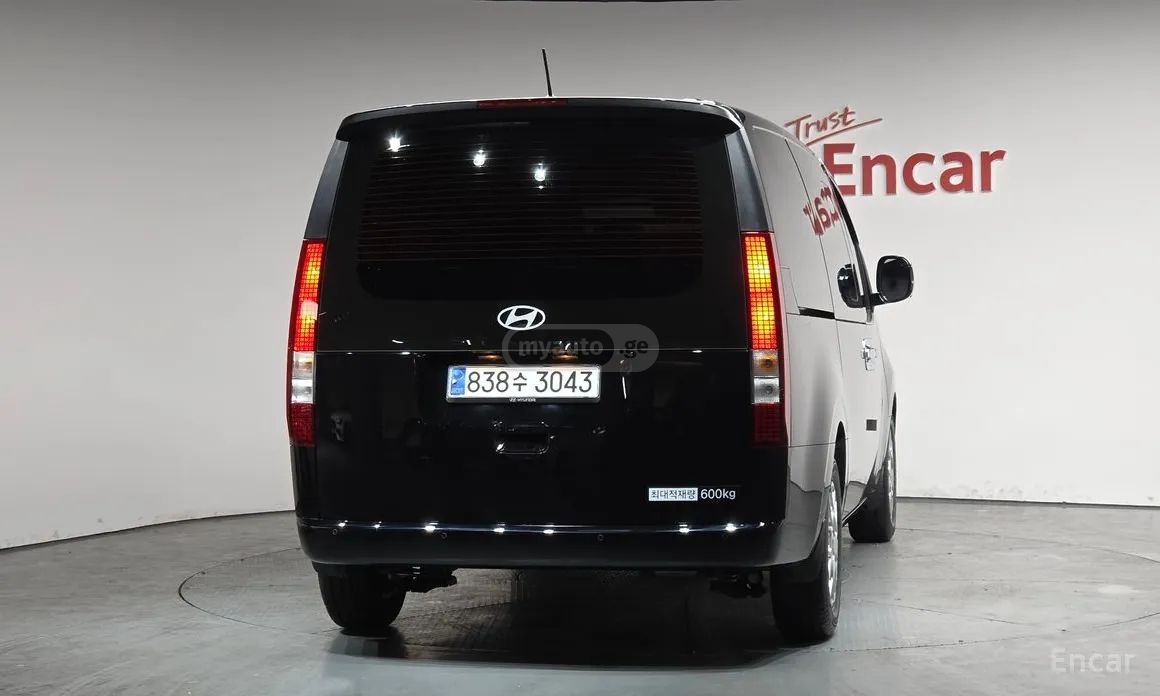 Hyundai Staria 5- 2025 — миниатюра 4