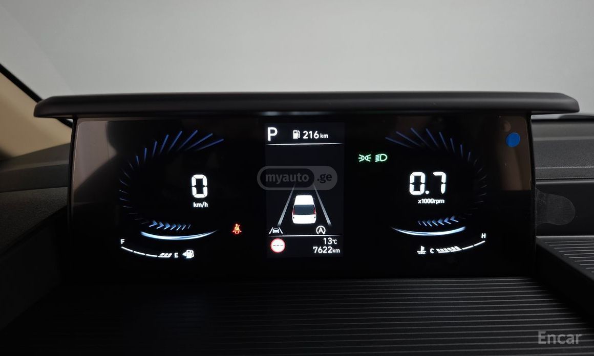 Hyundai Staria 5- 2025 — миниатюра 6