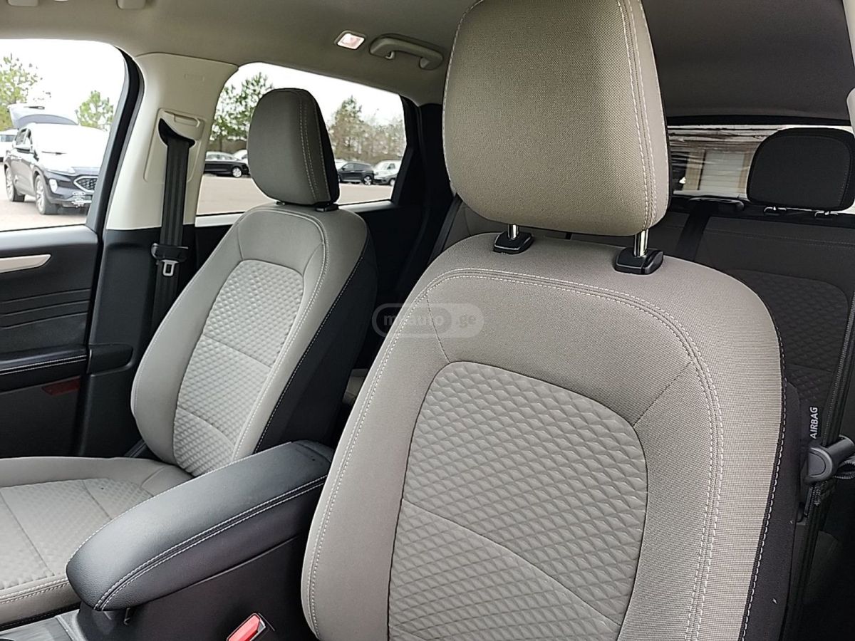 Ford Escape - фото 7