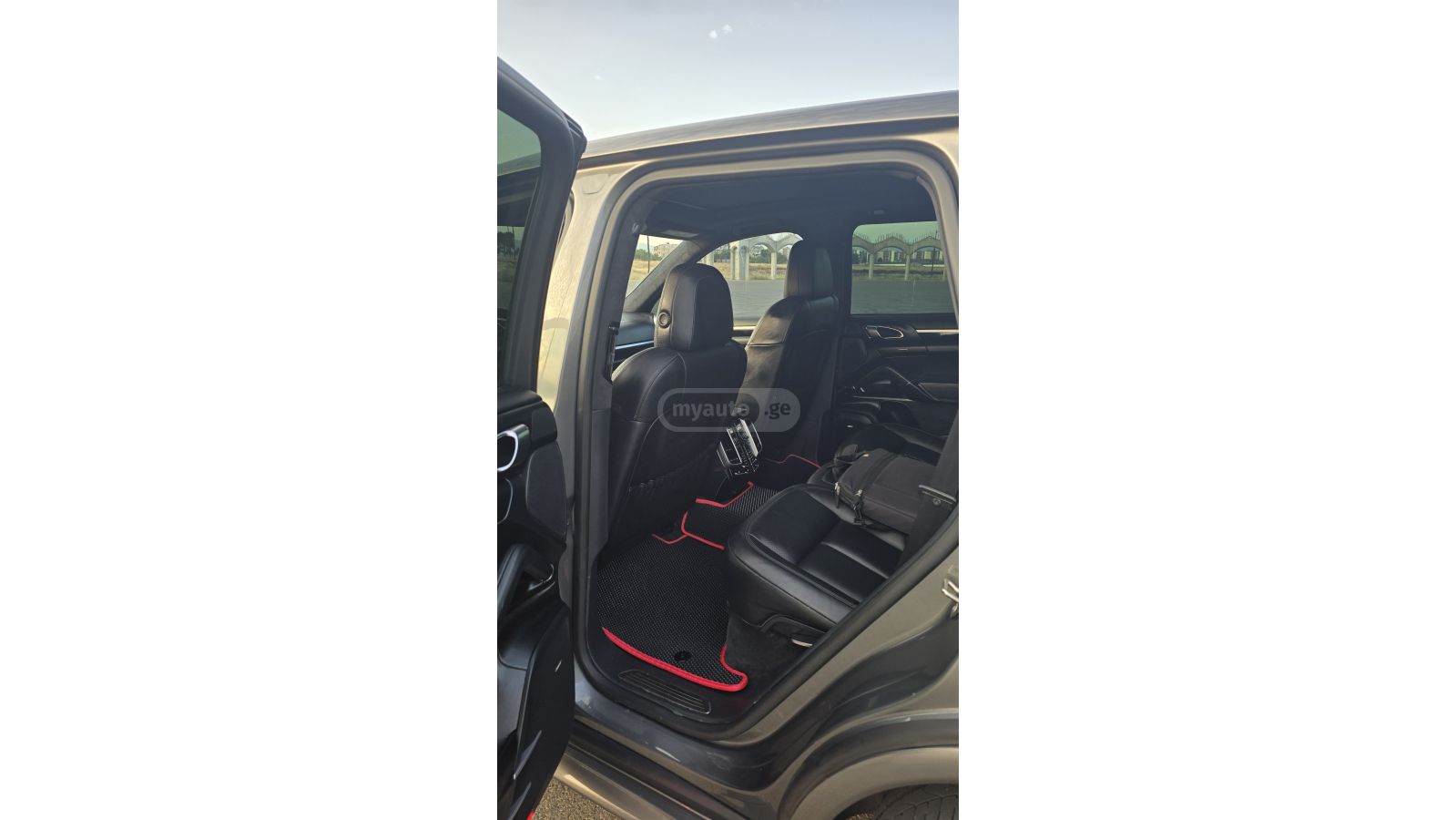 Porsche Cayenne GTS - фото 6