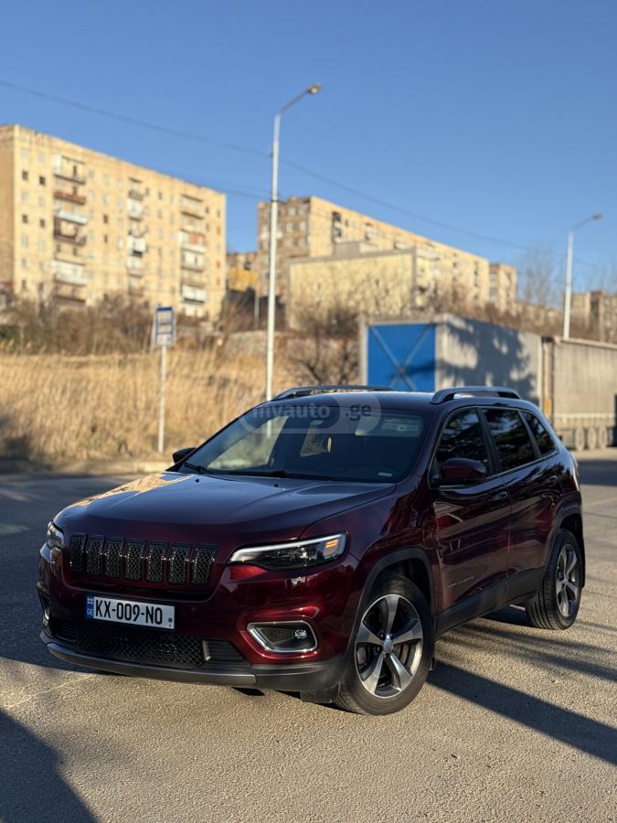 Jeep Cherokee - фото 2