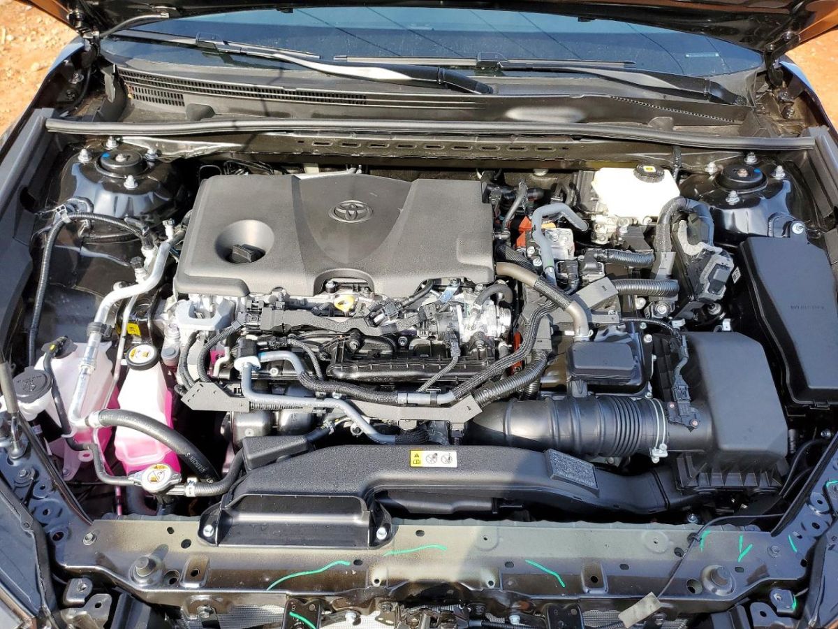 Toyota Camry - фото 4