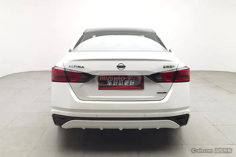 Nissan Teana 2021 — миниатюра 3