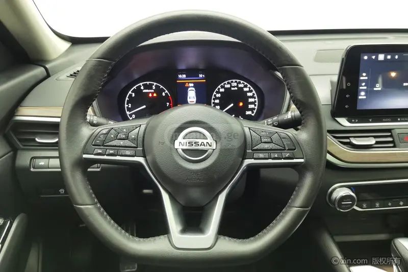 Nissan Teana 2021 — миниатюра 9