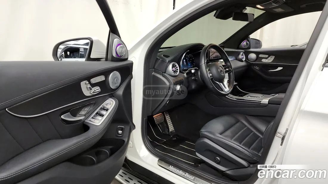 Mercedes-Benz - фото 10