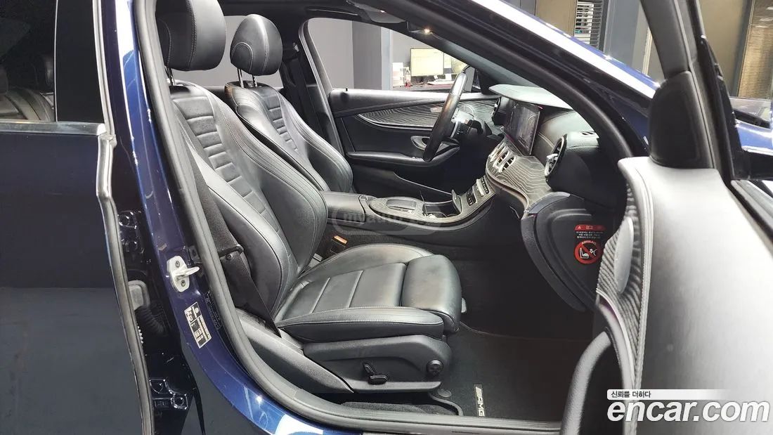 Mercedes-Benz E53 AMG - фото 11