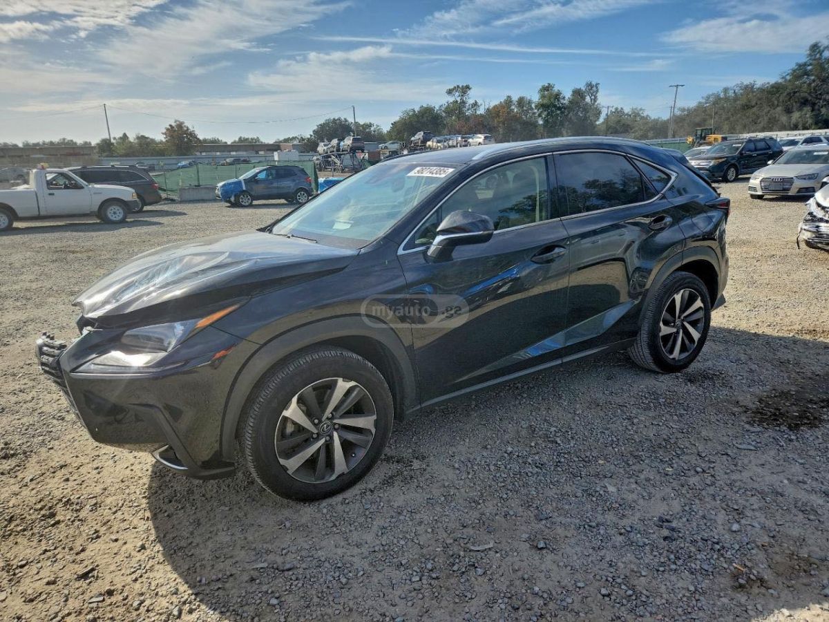 Lexus NX 300 - фото 10