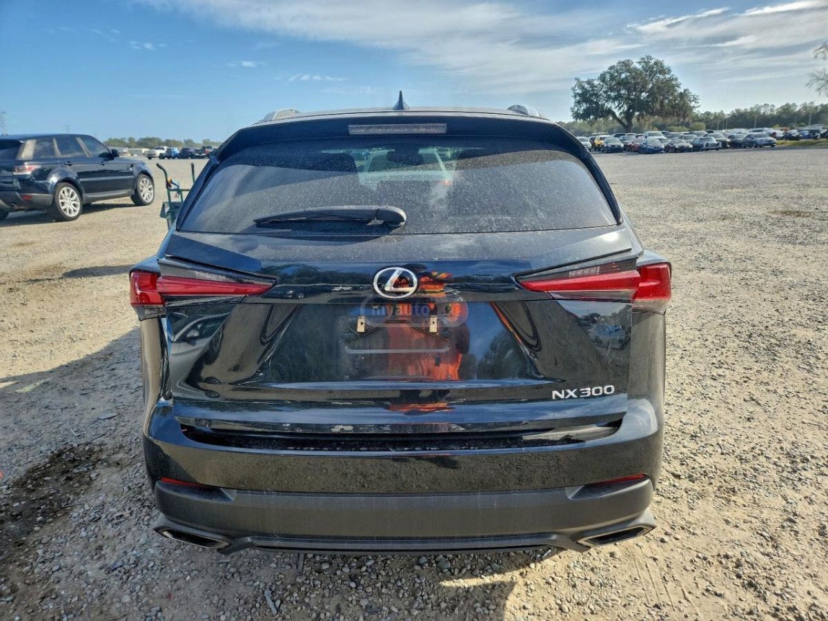 Lexus NX 300 - фото 14