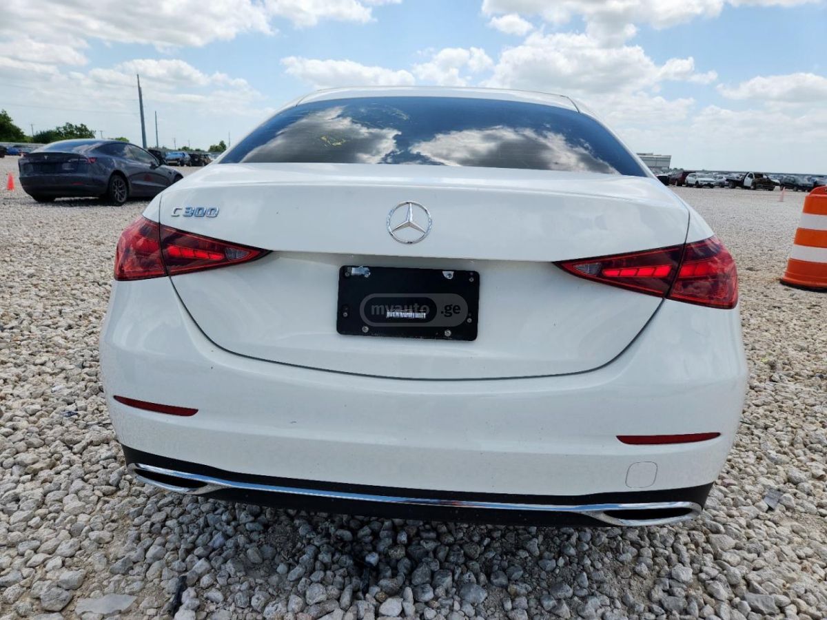 Mercedes-Benz C 300 2023 — миниатюра 6