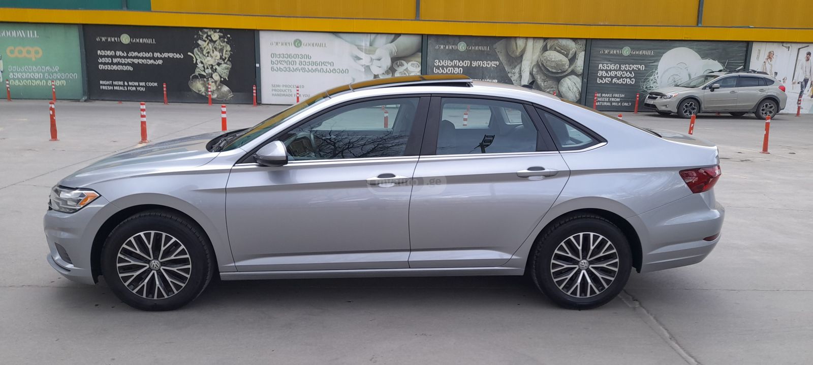 Volkswagen Jetta - фото 4