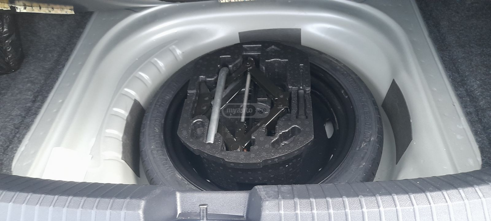 Volkswagen Jetta - фото 9