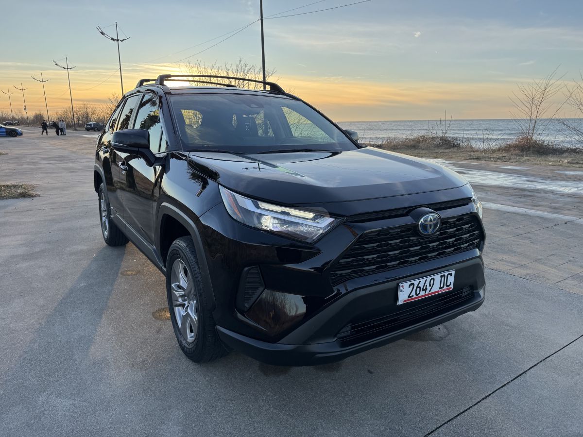 Toyota xle — миниатюра 1